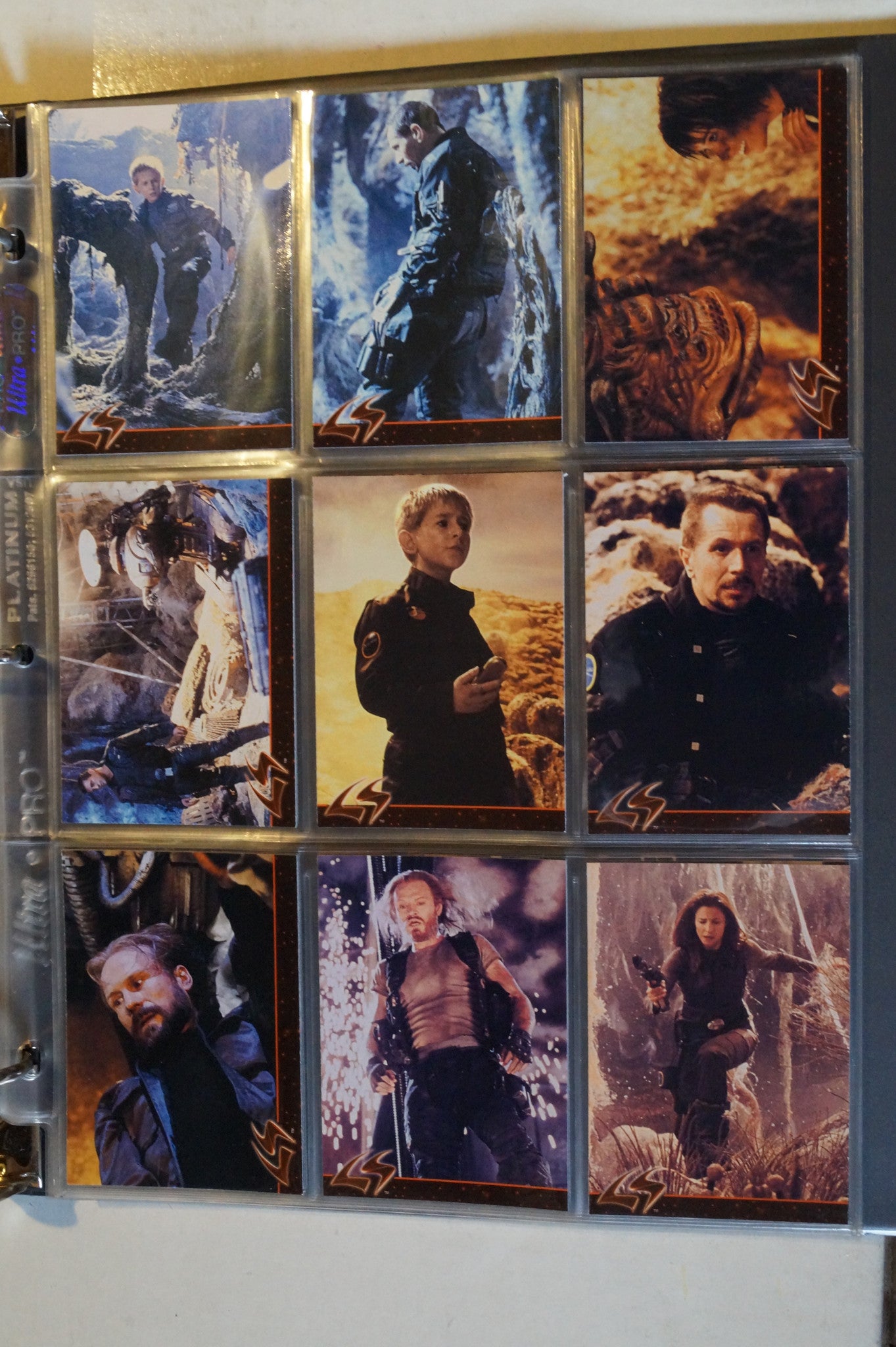 Lost in Space 1998 Movie Collector Cards